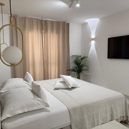 חוואר Oleander Apartment & Room Centar מראה חיצוני תמונה