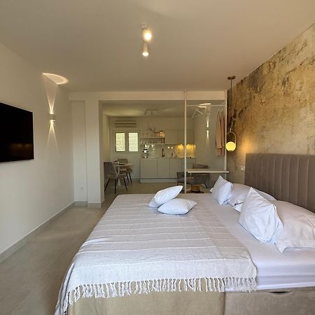 חוואר Oleander Apartment & Room Centar מראה חיצוני תמונה