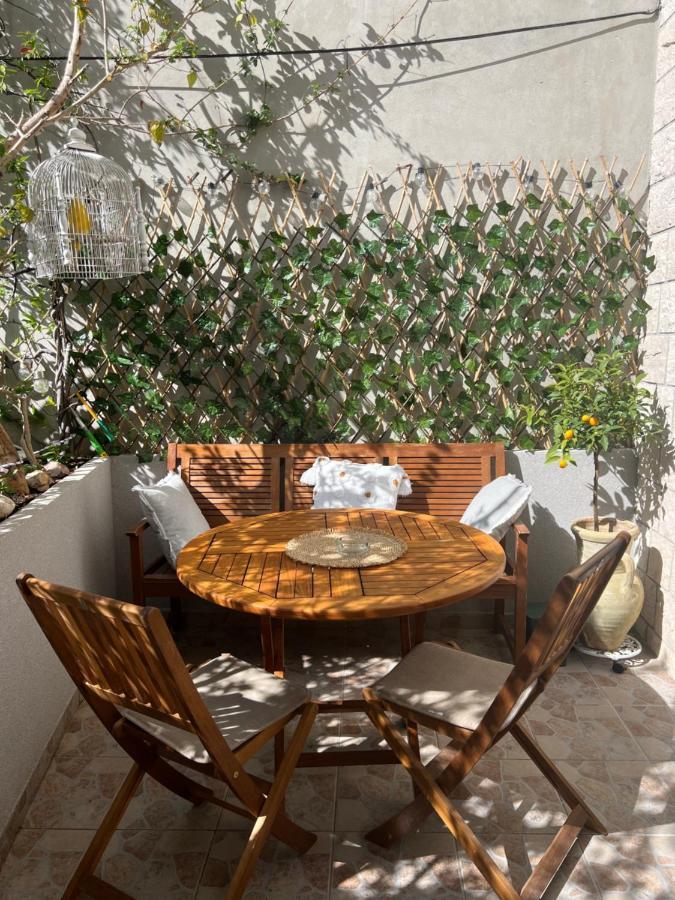 חוואר Oleander Apartment & Room Centar מראה חיצוני תמונה