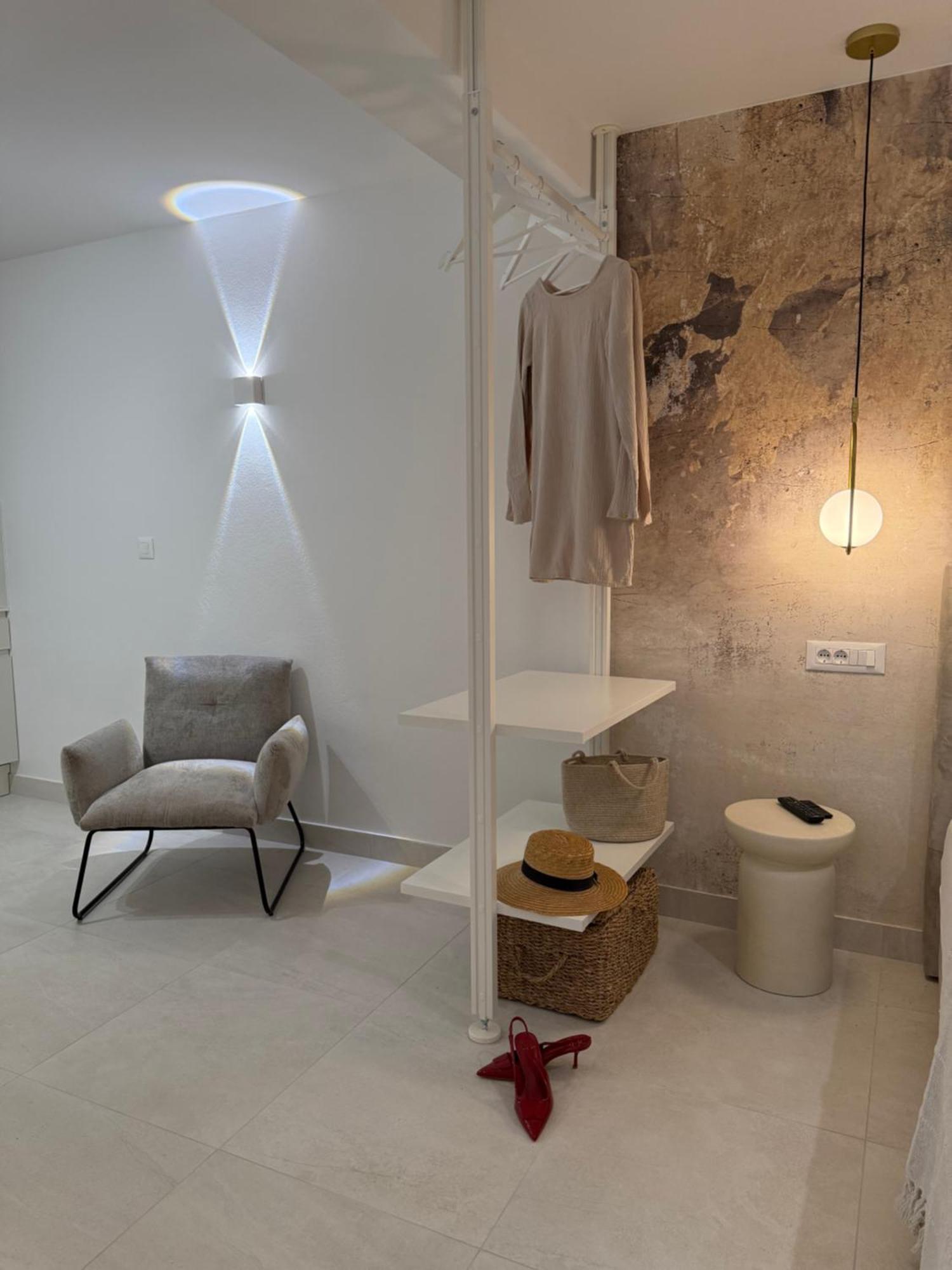 חוואר Oleander Apartment & Room Centar מראה חיצוני תמונה