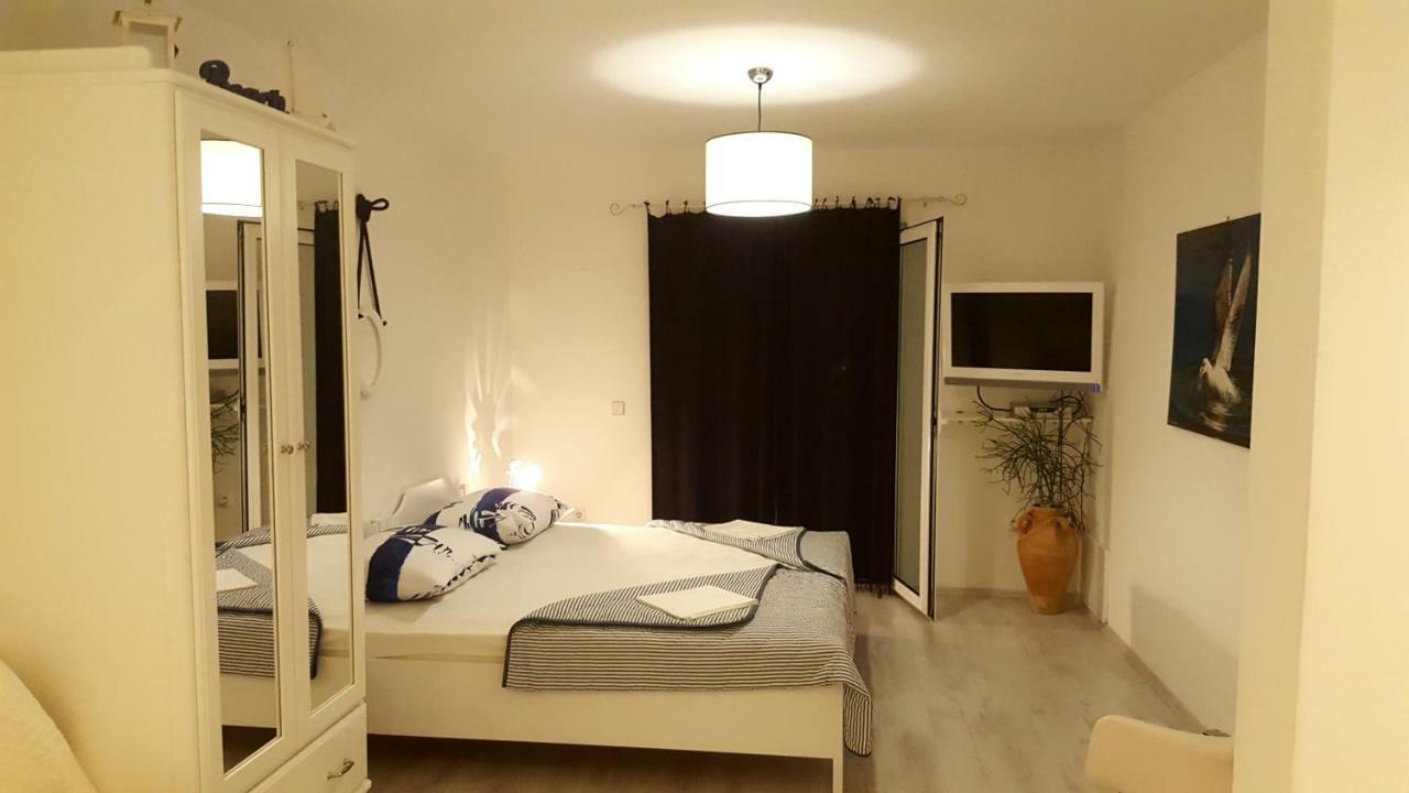חוואר Oleander Apartment & Room Centar מראה חיצוני תמונה